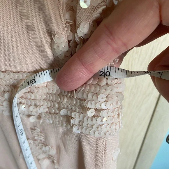 MAC DUGGAL Blush Pink V Neck Flounce Sleeve Embellished Mesh Gown Sz 18 NWT 9144 - Picture 11 of 15